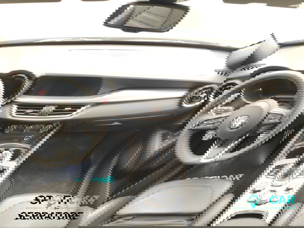 Alfa Romeo Stelvio usata a Como (7)