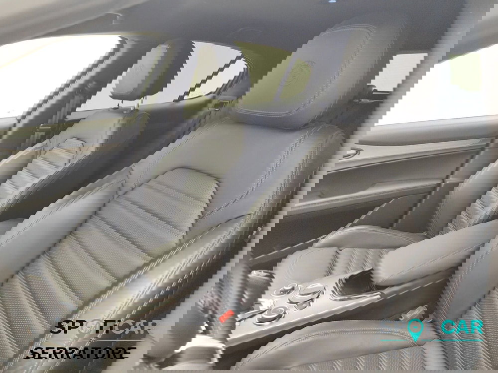 Alfa Romeo Stelvio usata a Como (12)