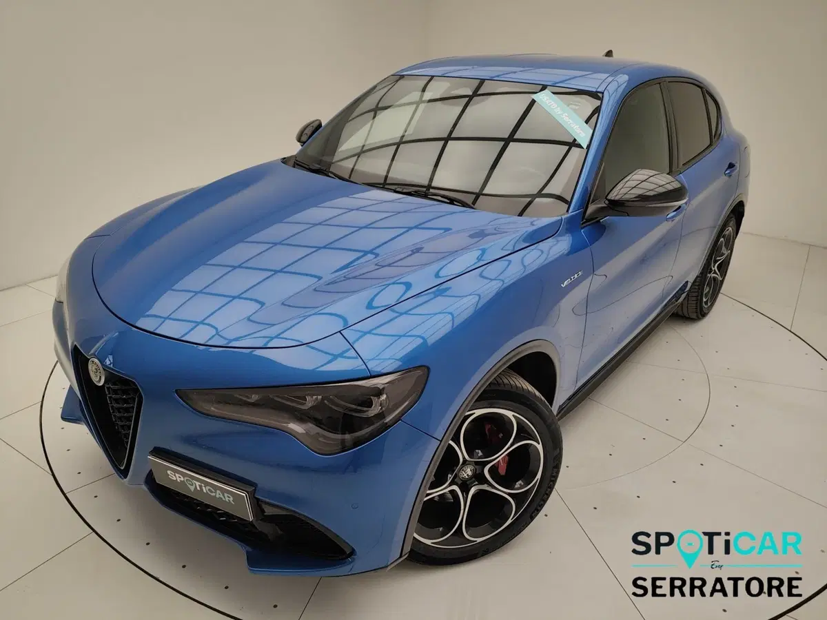 Alfa Romeo Stelvio usata a Como (15)