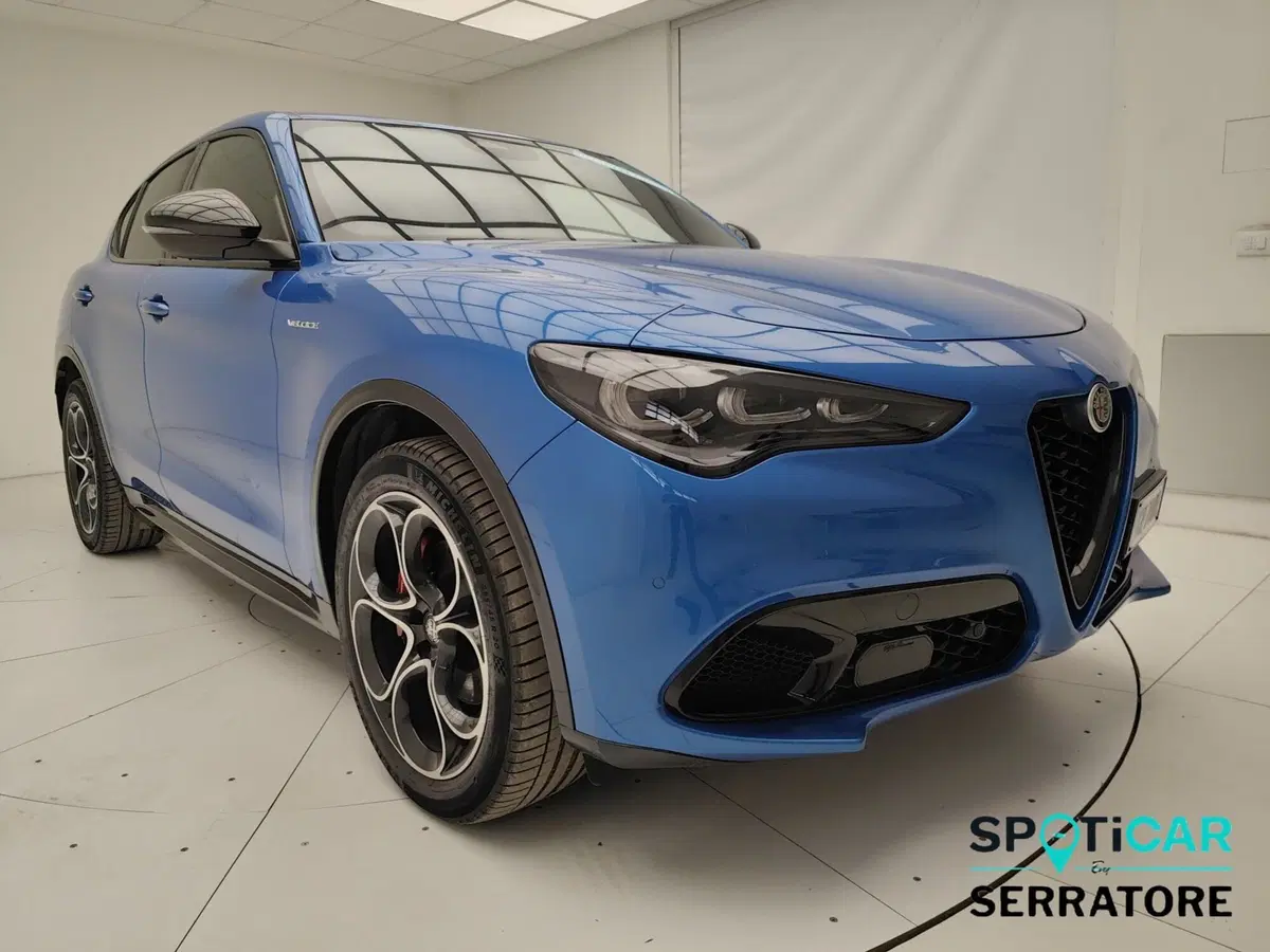 Alfa Romeo Stelvio usata a Como (3)