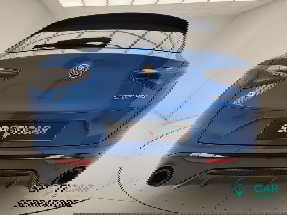 Alfa Romeo Stelvio usata a Como (5)