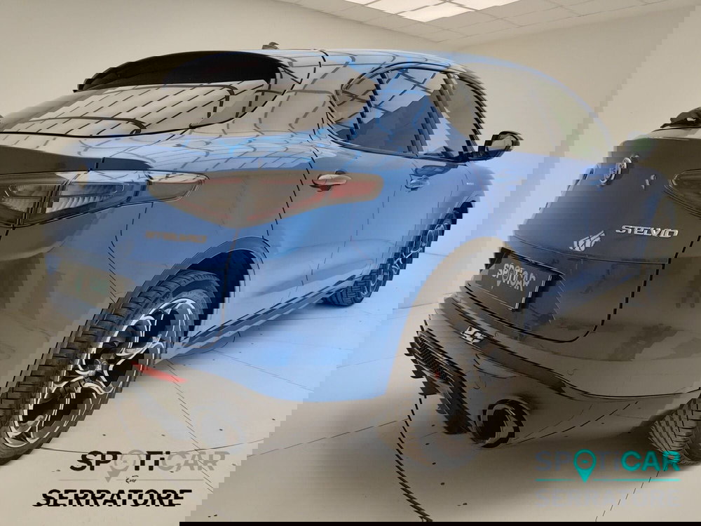 Alfa Romeo Stelvio usata a Como (6)