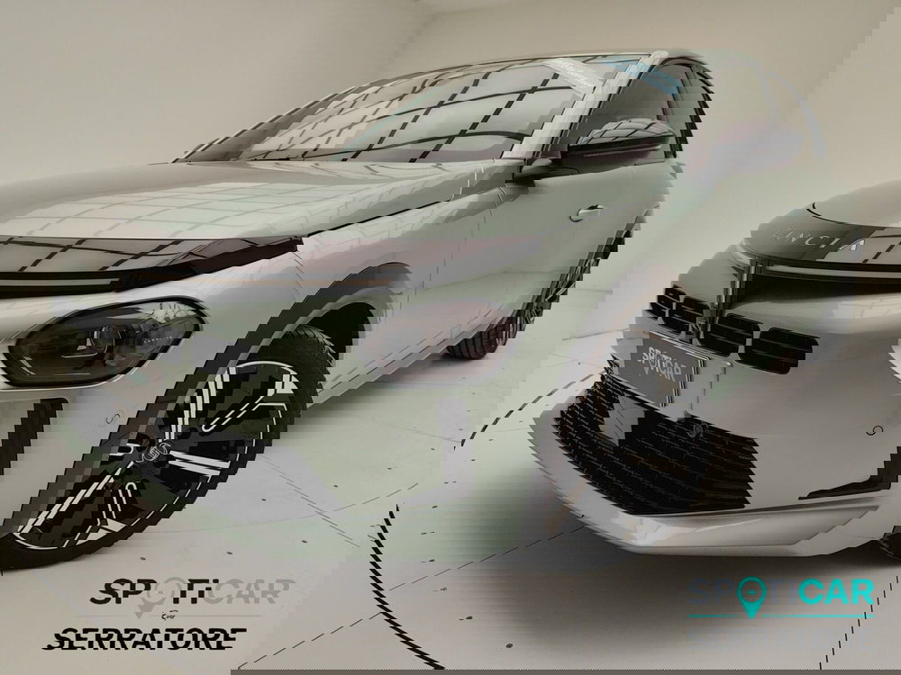 Lancia Ypsilon usata a Como