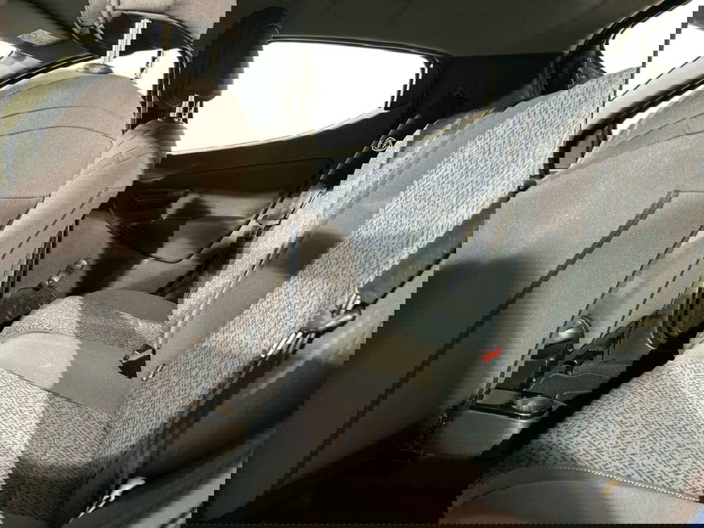 Lancia Ypsilon usata a Lecco (11)