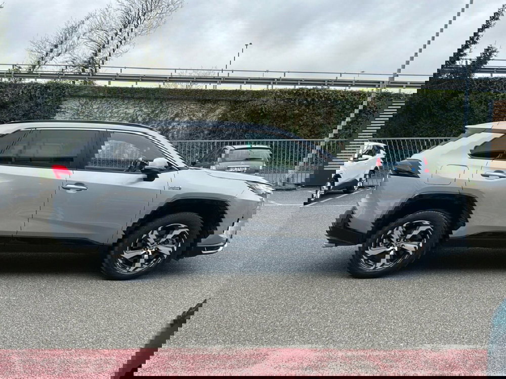 Toyota Rav4 usata a Piacenza (8)