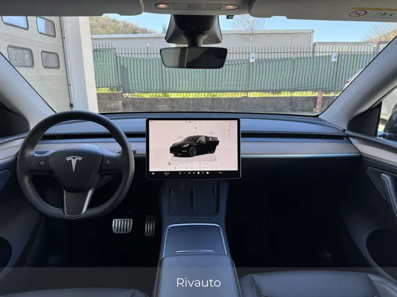Tesla Model 3 usata a Como (5)