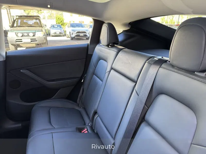 Tesla Model 3 usata a Como (8)