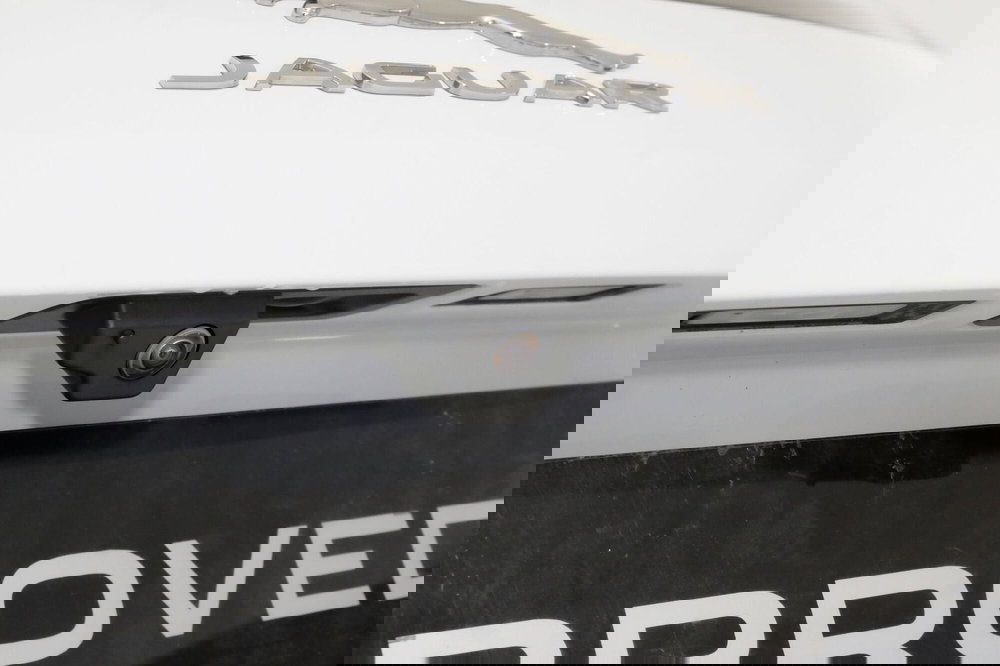 Jaguar F-Pace usata a Torino (19)