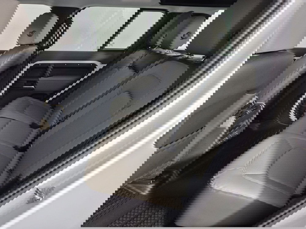 Land Rover Defender usata a Torino (5)