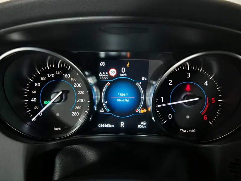 Jaguar F-Pace usata a Torino (14)