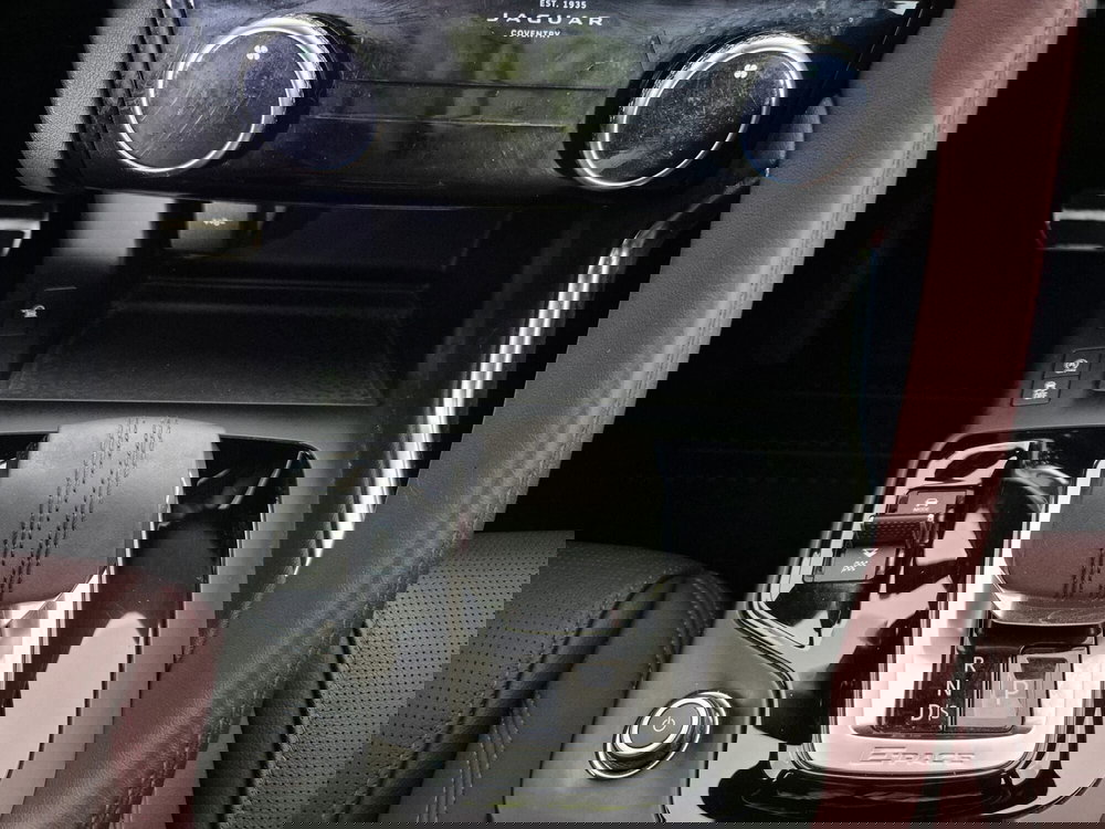 Jaguar E-Pace usata a Torino (11)