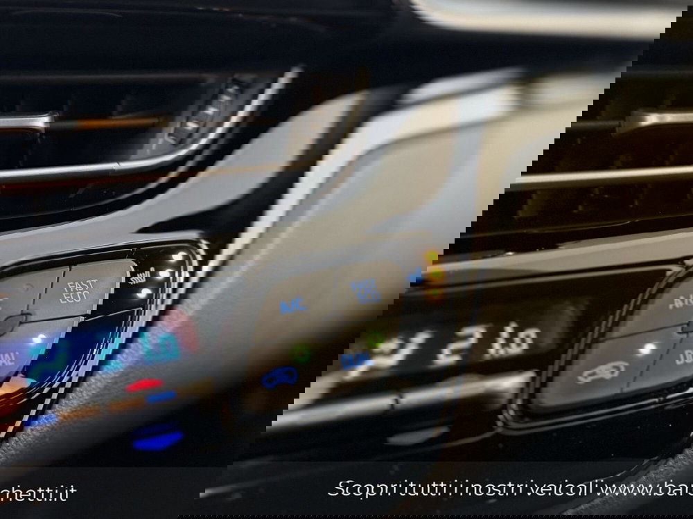 Toyota Toyota C-HR usata a Brescia (13)