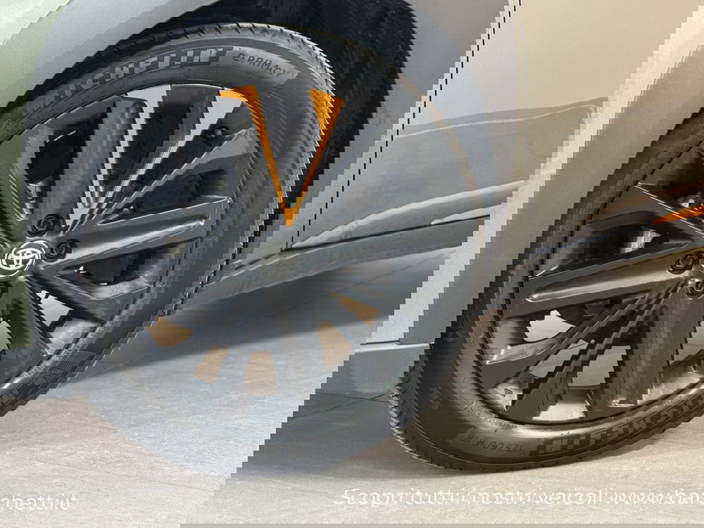 Toyota Aygo X usata a Brescia (8)