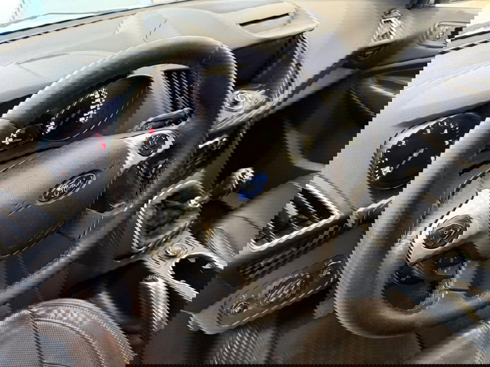 Ford Kuga usata a Napoli (10)