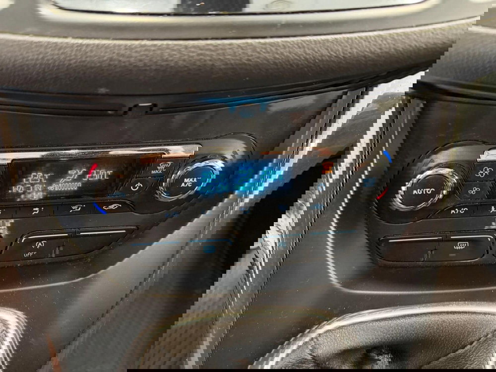 Ford Kuga usata a Napoli (16)