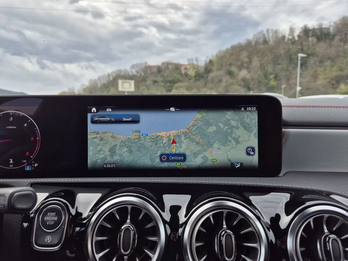 Mercedes-Benz CLA Shooting Brake usata  (10)