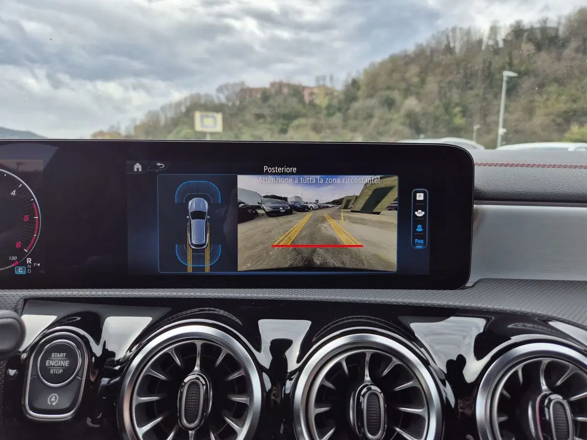 Mercedes-Benz CLA Shooting Brake usata  (14)