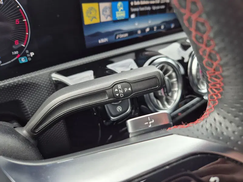 Mercedes-Benz CLA Shooting Brake usata  (9)