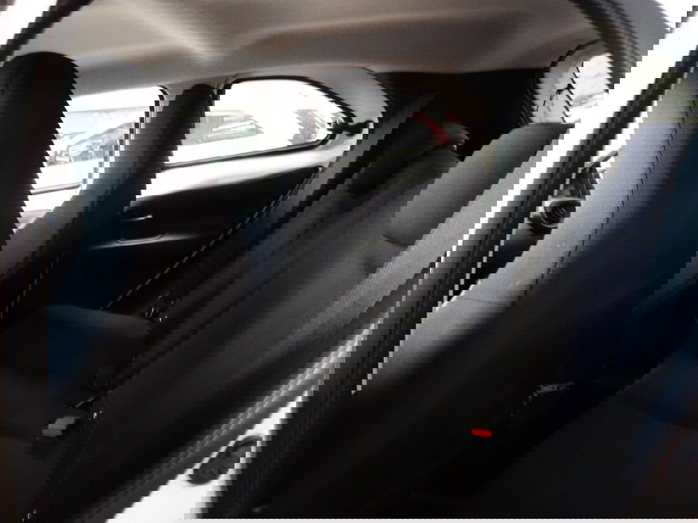 Toyota Aygo X usata a Treviso (11)