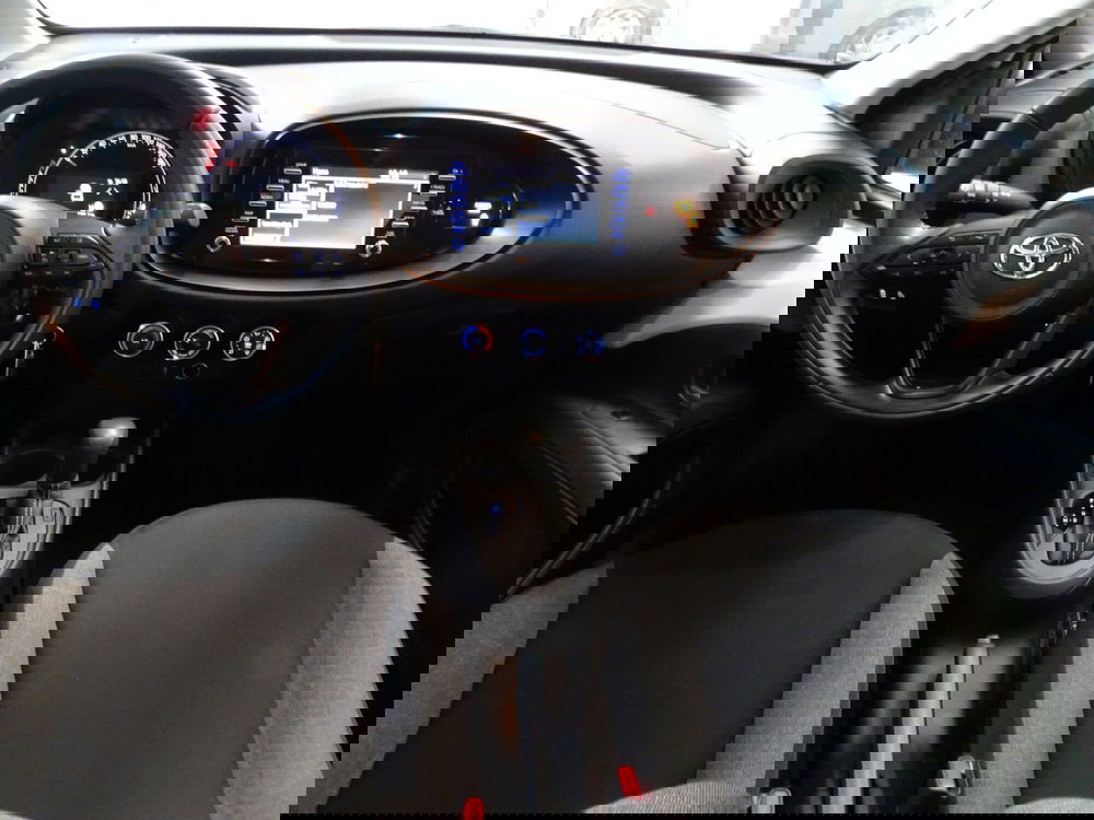 Toyota Aygo X usata a Treviso (13)