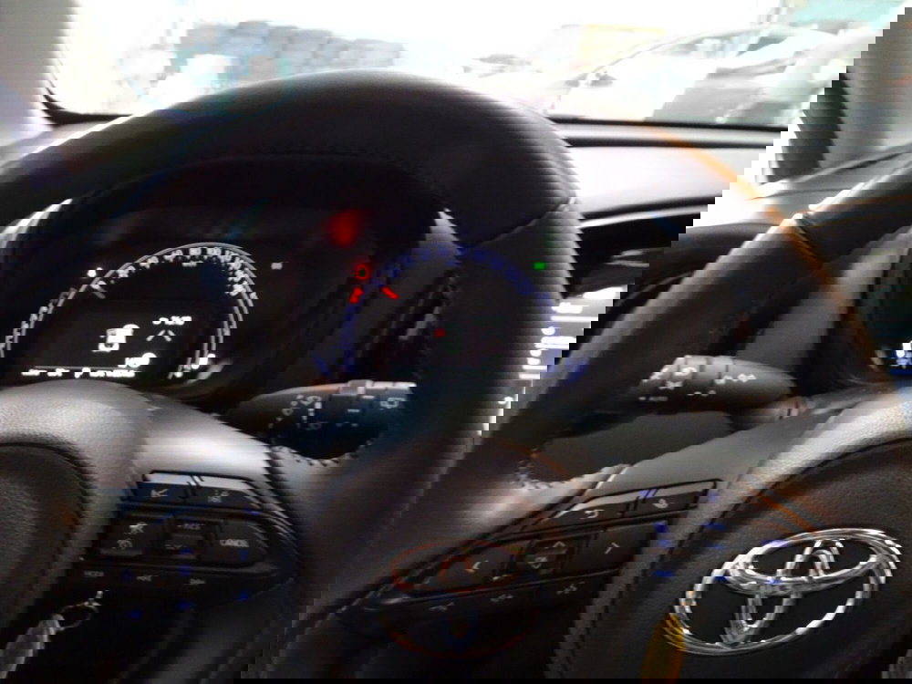 Toyota Aygo X usata a Treviso (14)