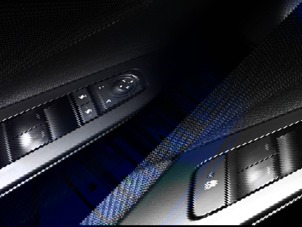 Toyota Toyota C-HR usata a Treviso (16)