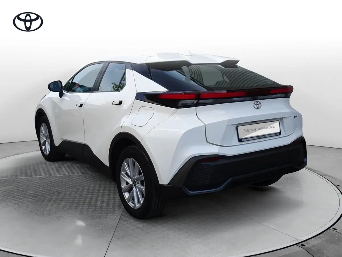 Toyota Toyota C-HR usata a Treviso (7)