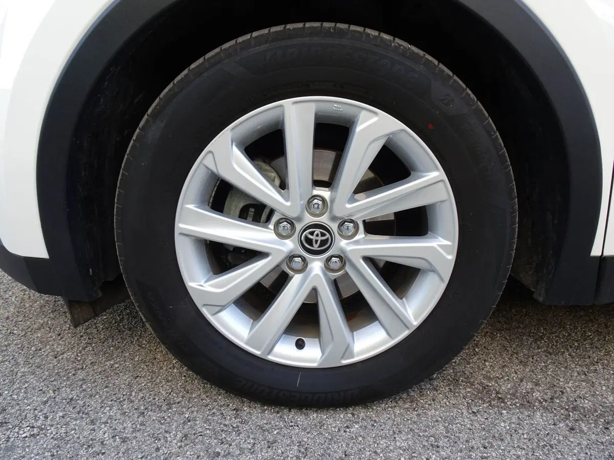 Toyota Toyota C-HR usata a Treviso (8)