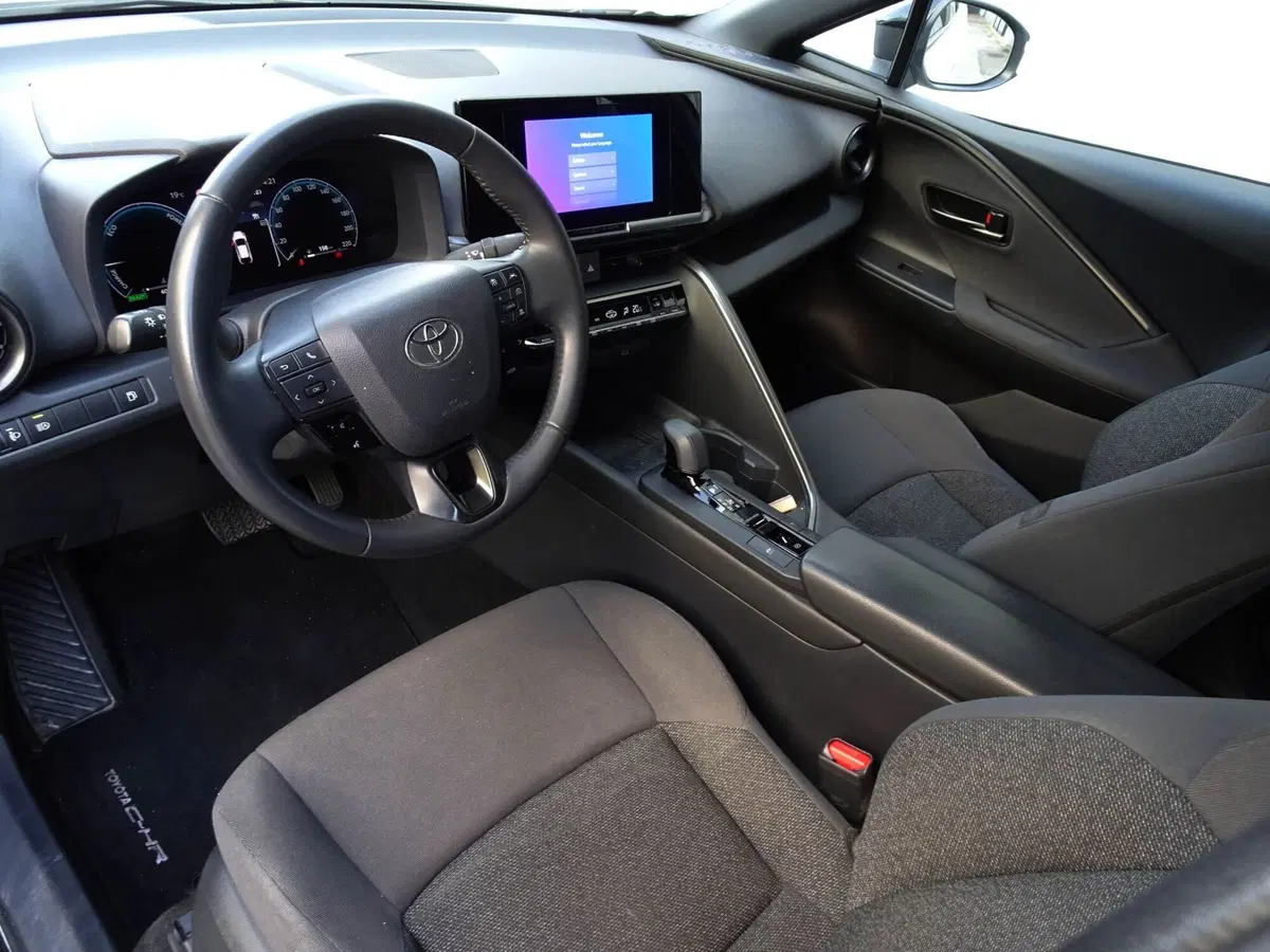 Toyota Toyota C-HR usata a Treviso (9)