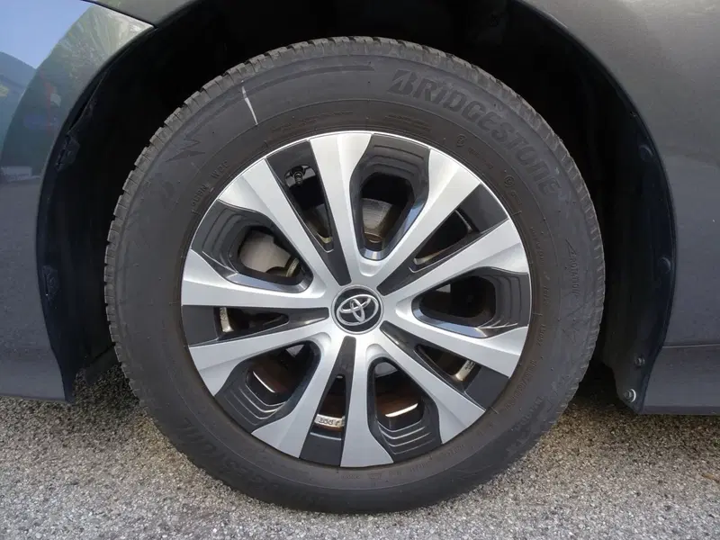 Toyota Prius usata a Treviso (8)