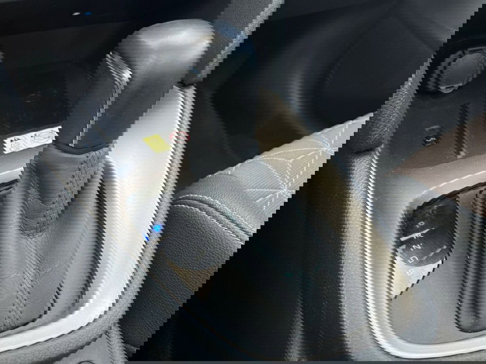 Toyota Yaris Cross usata a Ragusa (14)