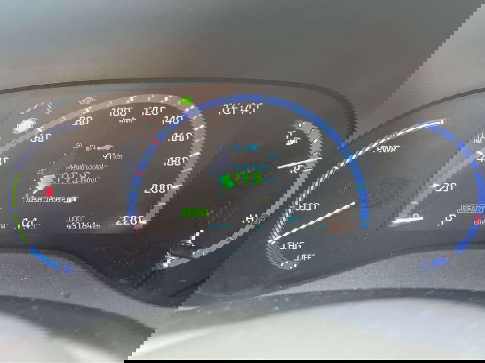 Toyota Yaris Cross usata a Ragusa (9)