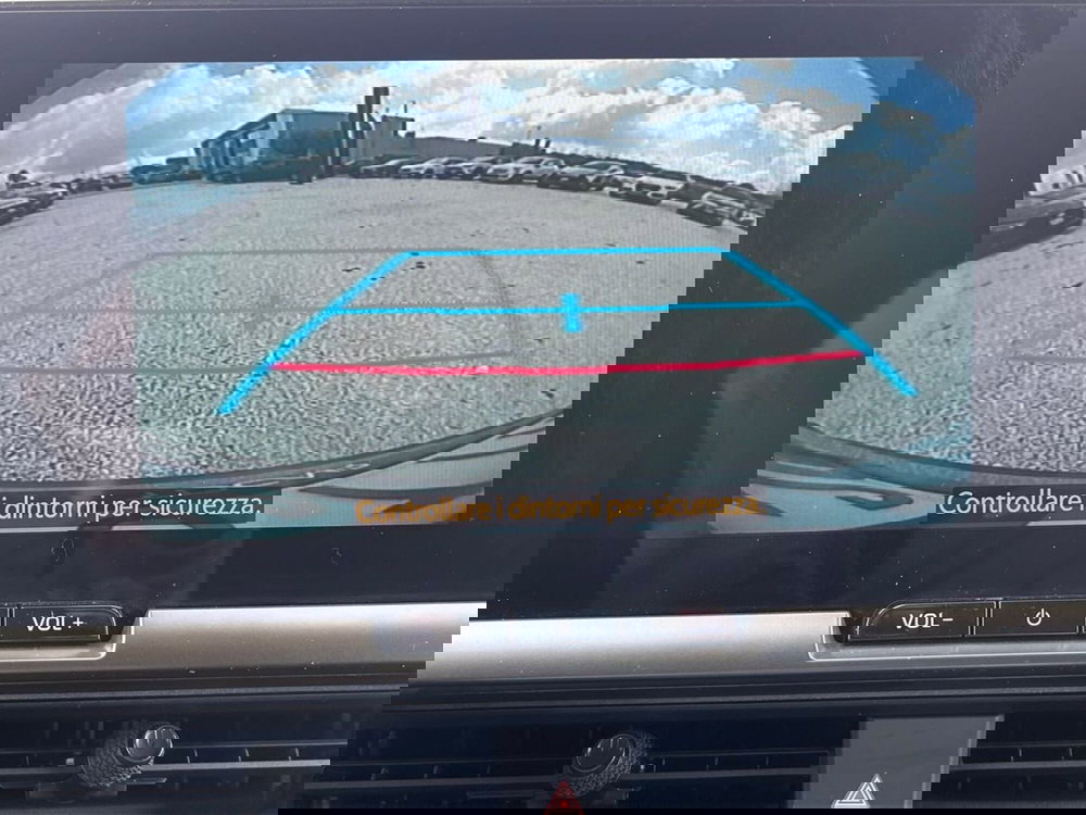 Toyota Toyota C-HR usata a Ragusa (13)