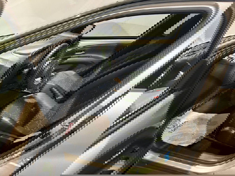 Toyota Aygo X usata a Milano (12)