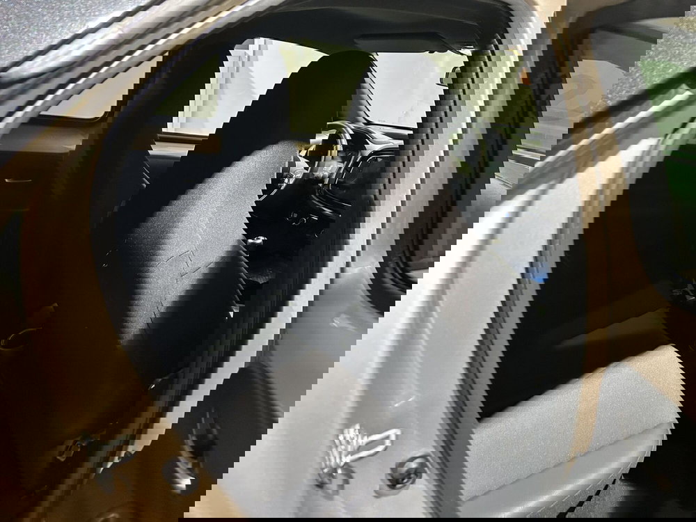 Toyota Aygo X usata a Milano (8)