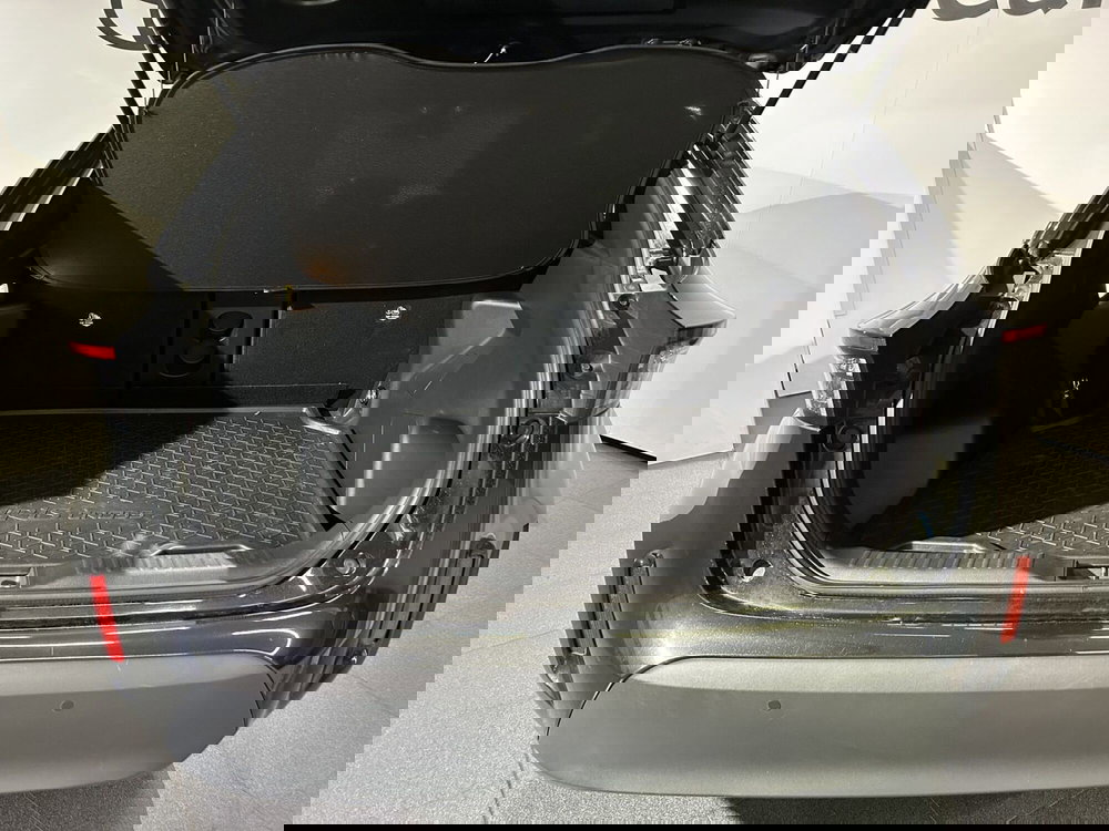 Toyota Yaris Cross usata a Milano (11)