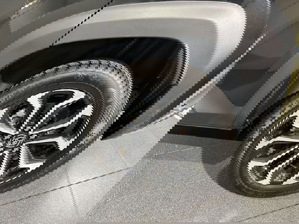 Toyota Yaris Cross usata a Milano (14)