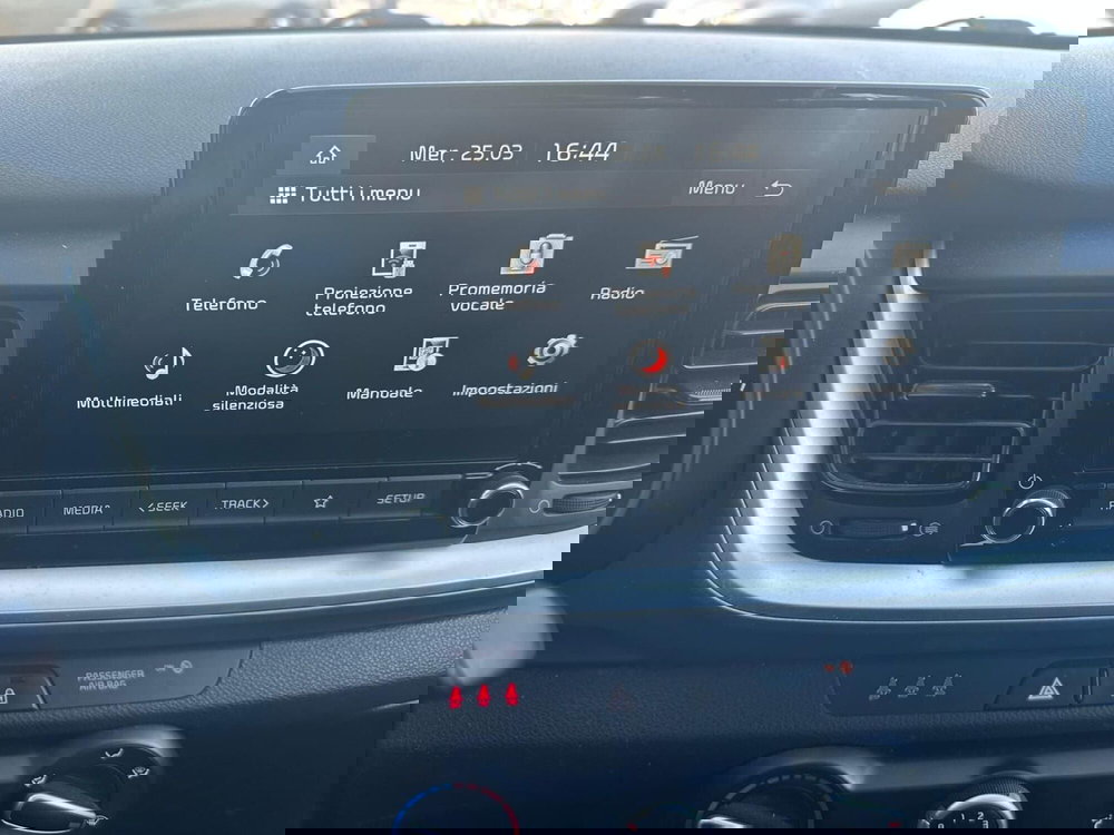 Kia Stonic usata a Napoli (14)