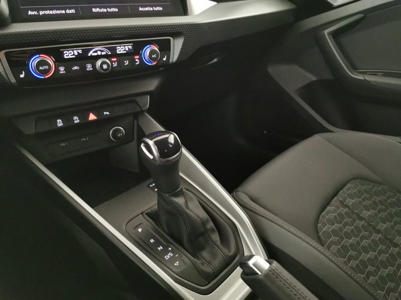 Audi A1 allstreet usata a Chieti (15)