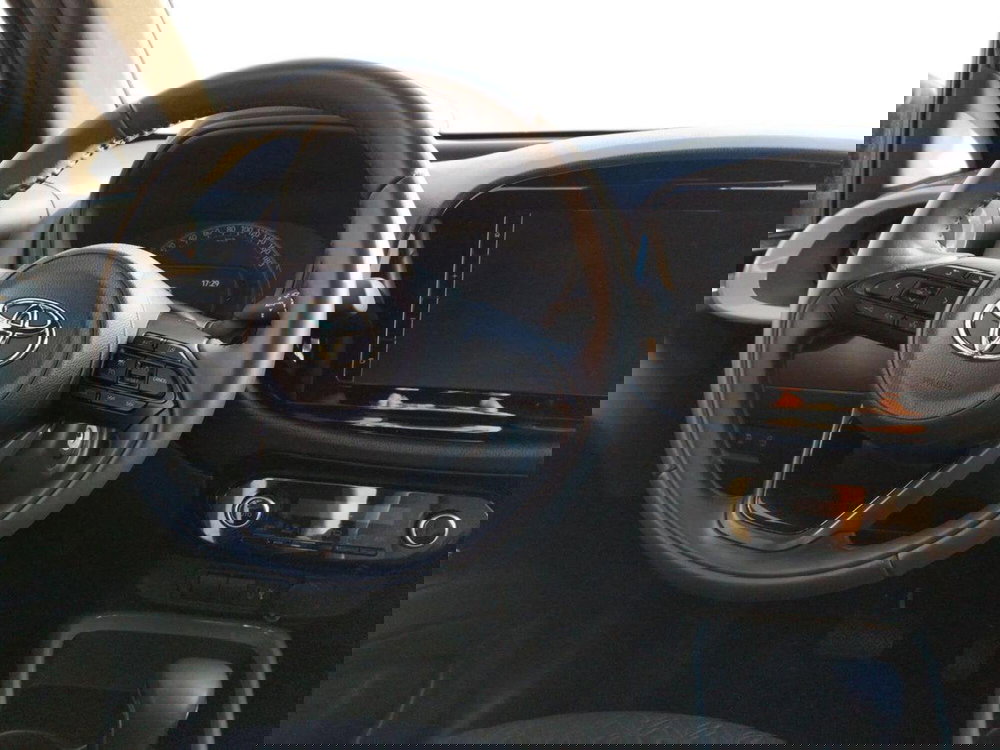 Toyota Aygo X usata a Roma (6)