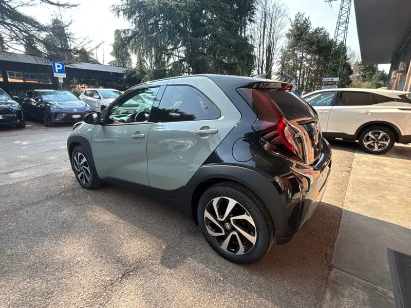 Toyota Aygo X nuova a Bologna (5)