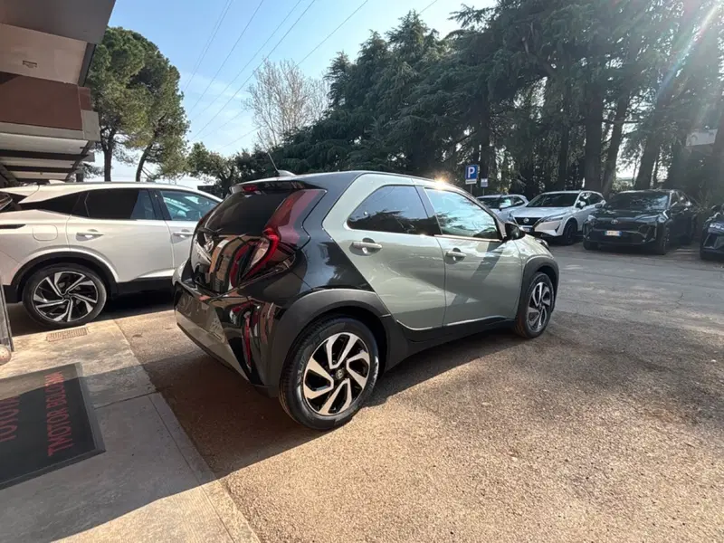 Toyota Aygo X nuova a Bologna (6)