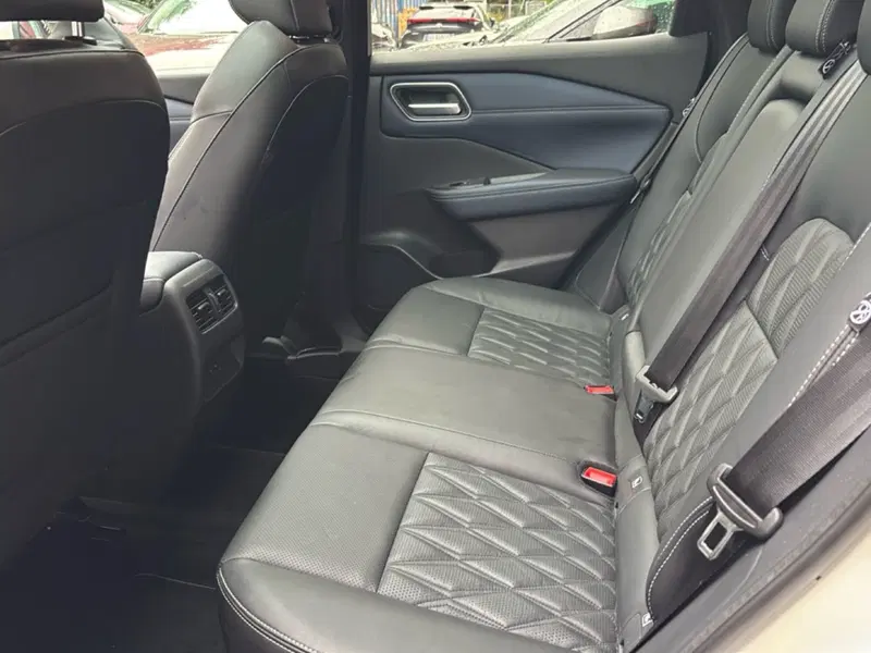 Nissan Qashqai usata a Bologna (9)