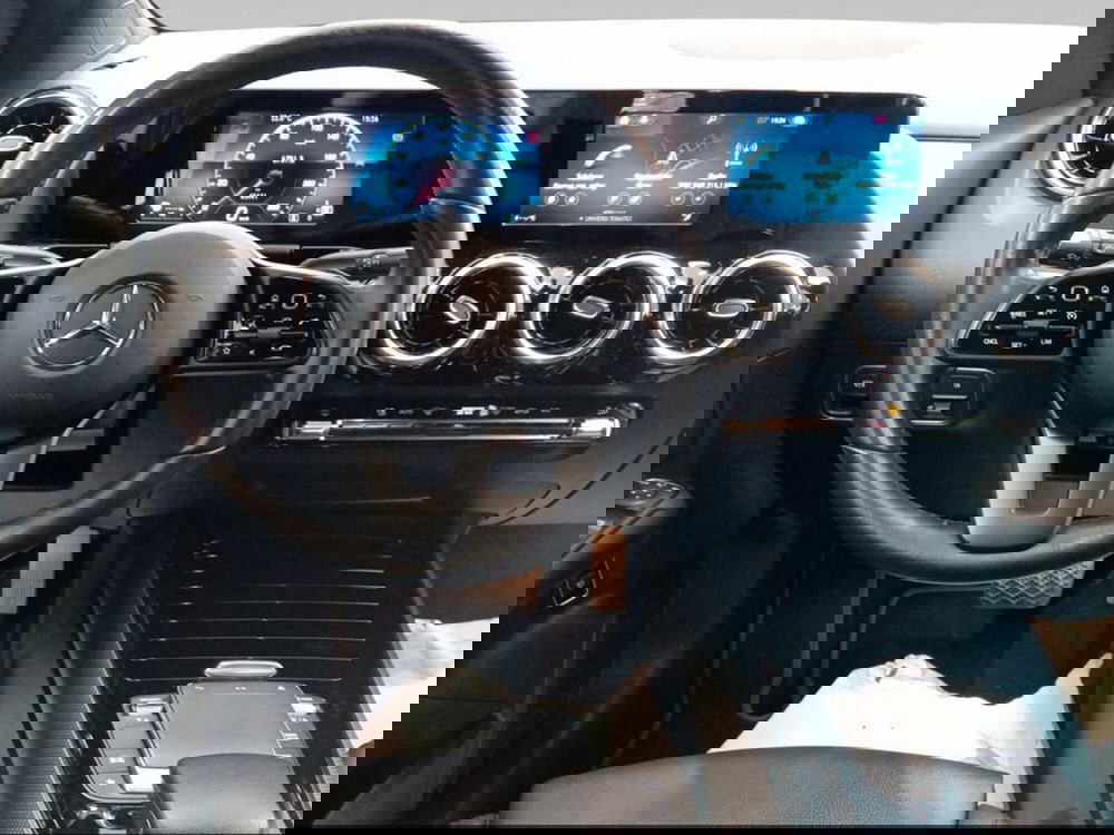 Mercedes-Benz GLA SUV usata a Firenze (6)