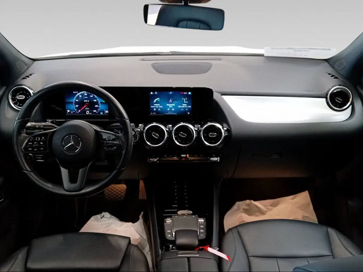 Mercedes-Benz GLA SUV usata a Firenze (8)