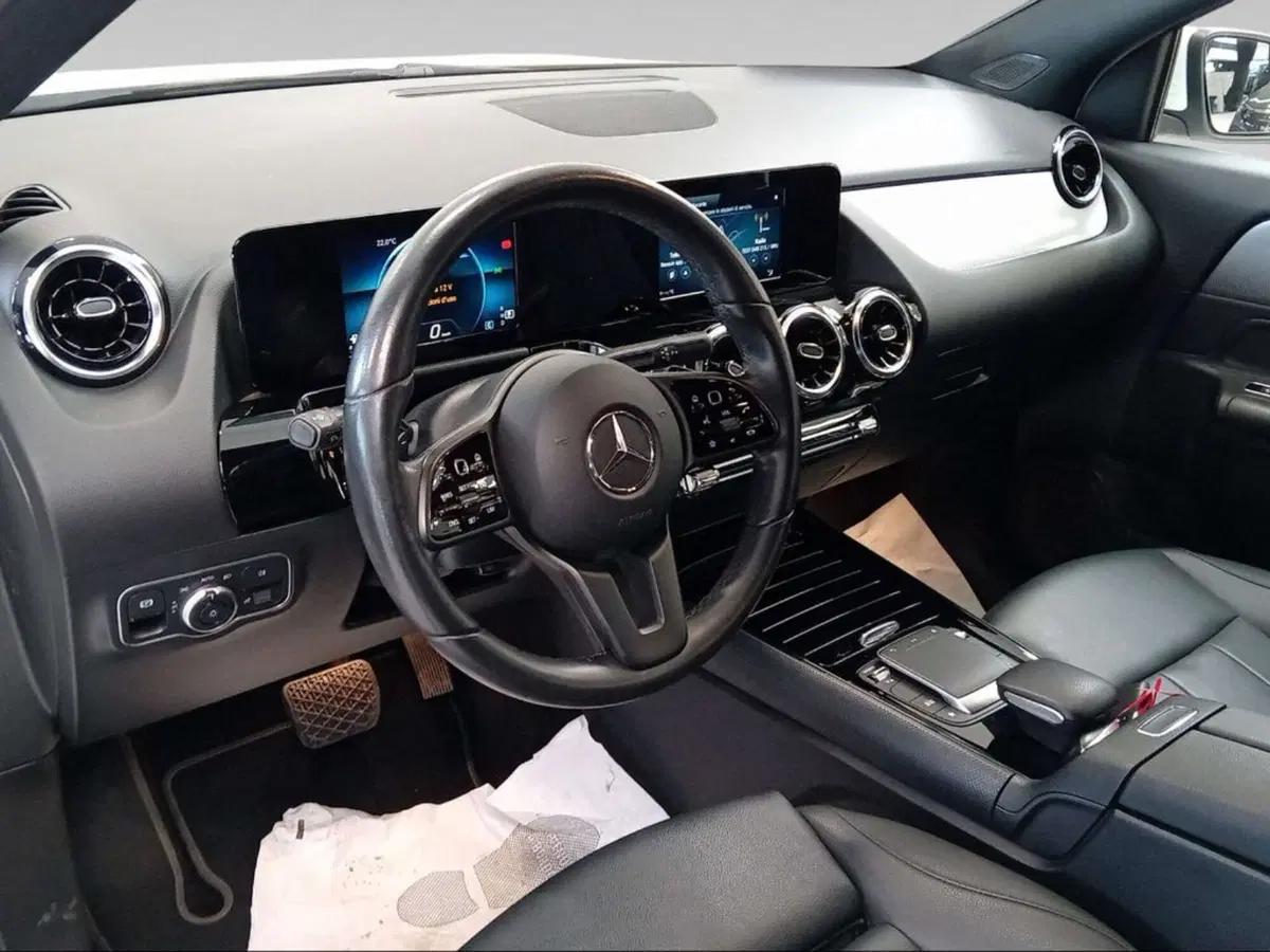 Mercedes-Benz GLA SUV usata a Firenze (5)