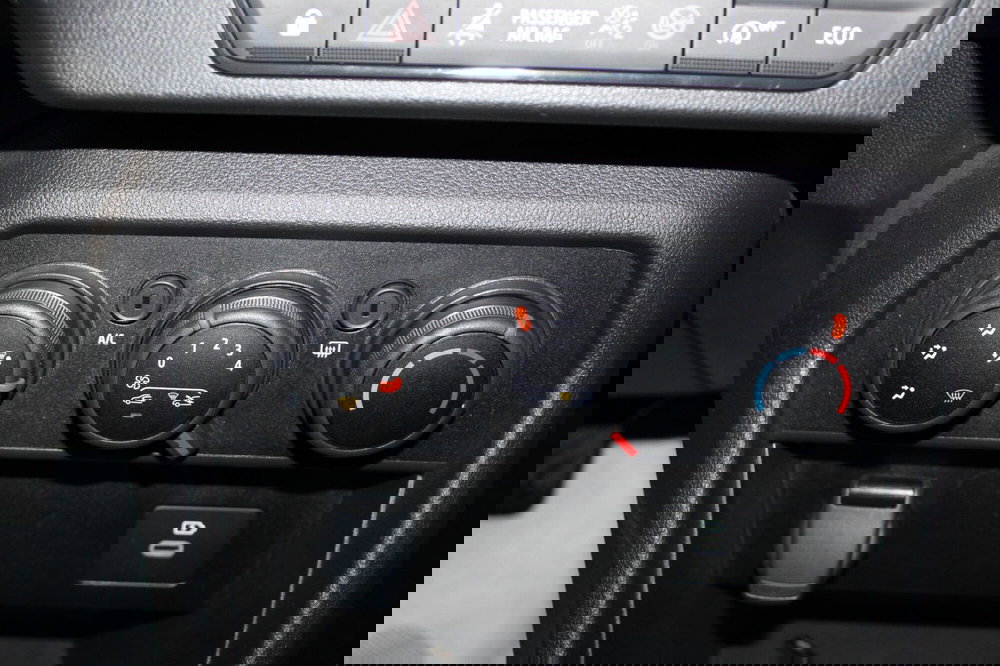 Dacia Sandero usata a Cremona (13)