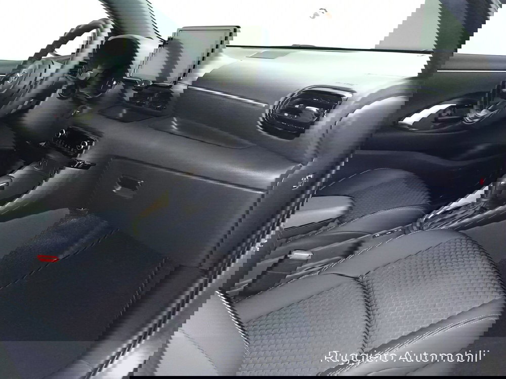 Mazda Mazda2 Hybrid nuova a Catanzaro (12)