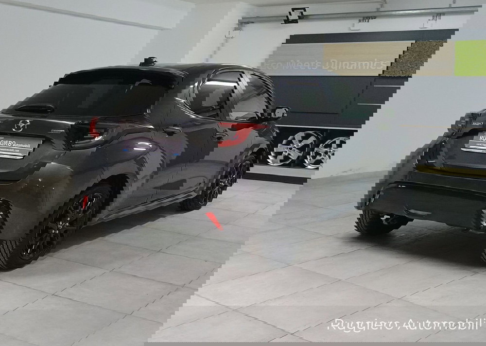 Mazda Mazda2 Hybrid nuova a Catanzaro (6)