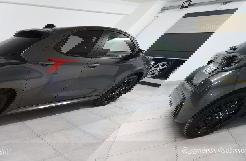 Mazda Mazda2 Hybrid nuova a Catanzaro (7)